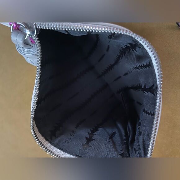 Thacker Nolita Leather Wristlet Cream & Pink - Picture 6 of 10